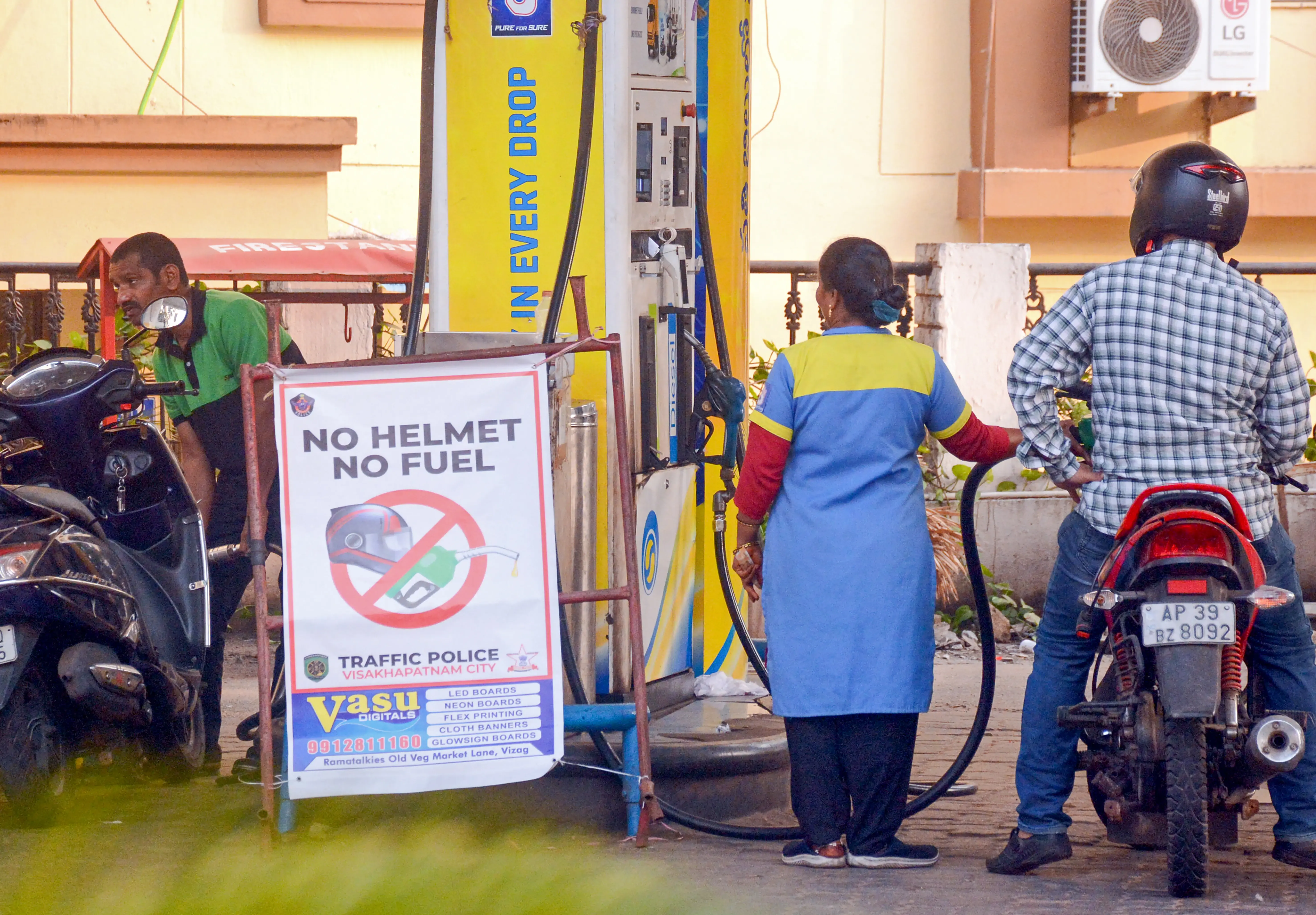 देश में पेट्रोल, डीजल और एलपीजी की कोई कमी नहीं, स्थिति सामान्य: तेल कंपनियों का बयान