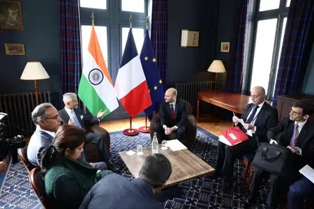 जी-7 विदेश मंत्रियों की बैठक में शामिल होने फ्रांस पहुंचे विदेश मंत्री डॉ. जयशंकर