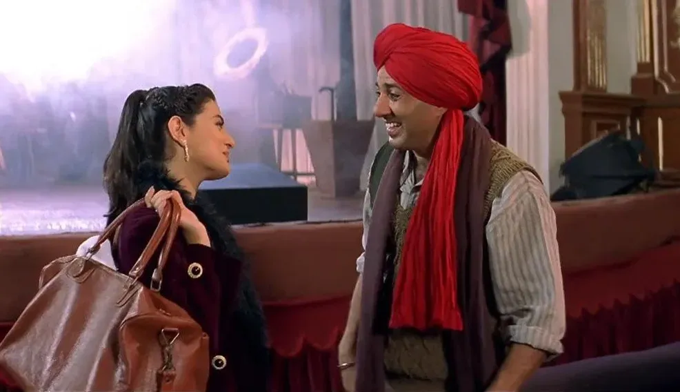 अमीषा पटेल का खुलासा: 'गदर' सेट पर सनी देओल बने अनौपचारिक निर्देशक, एक टेक में हो जाता था सीन