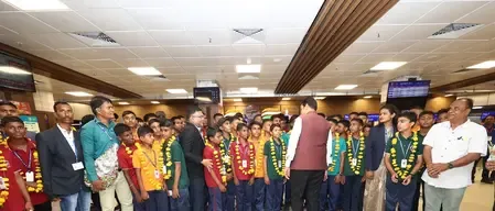 गढ़चिरौली के छात्रों की इसरो यात्रा, मुख्यमंत्री ने दी शुभकामनाएं