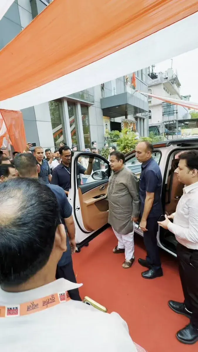 Gadkari inaugurates Health Vadi wellness initiative in Noida