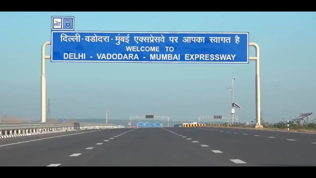 Gadkari Inspects Delhi-Mumbai Expressway Packages Across 3 States