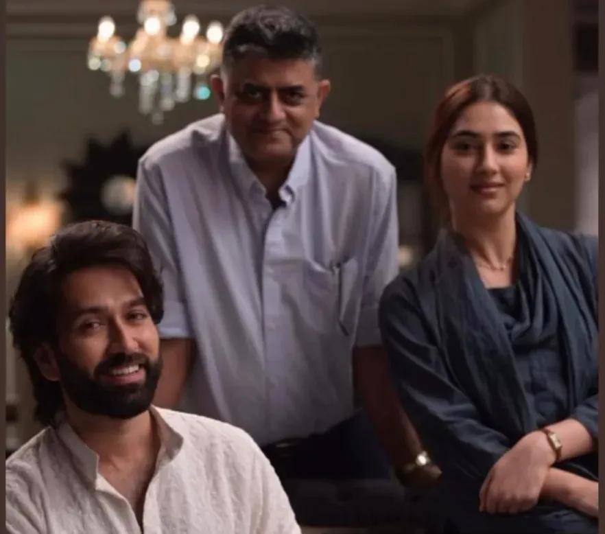 Gajraj Rao marks 5 years of directing Bade Achhe Lagte Hain 2 TVC