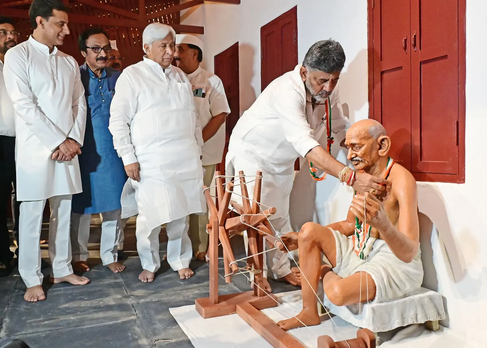 Gandhi's legacy cannot be erased, says Karnataka CM Shivakumar on Gandhi Jayanti