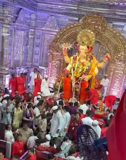 Ganesh Chaturthi 2026: Devotees throng Maharashtra temples, pandals on Day 1