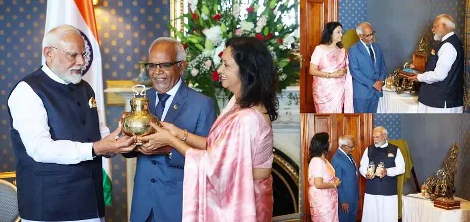 Gangajal and Banarasi Saree: PM Modi's Gifts to Mauritius President and Spouse