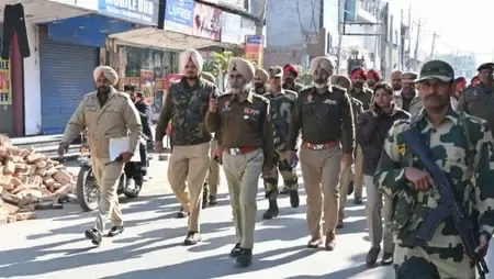 गणतंत्र दिवस की पूर्व संध्या पर पंजाब पुलिस का फ्लैग मार्च, सुरक्षा व्यवस्था मजबूत  