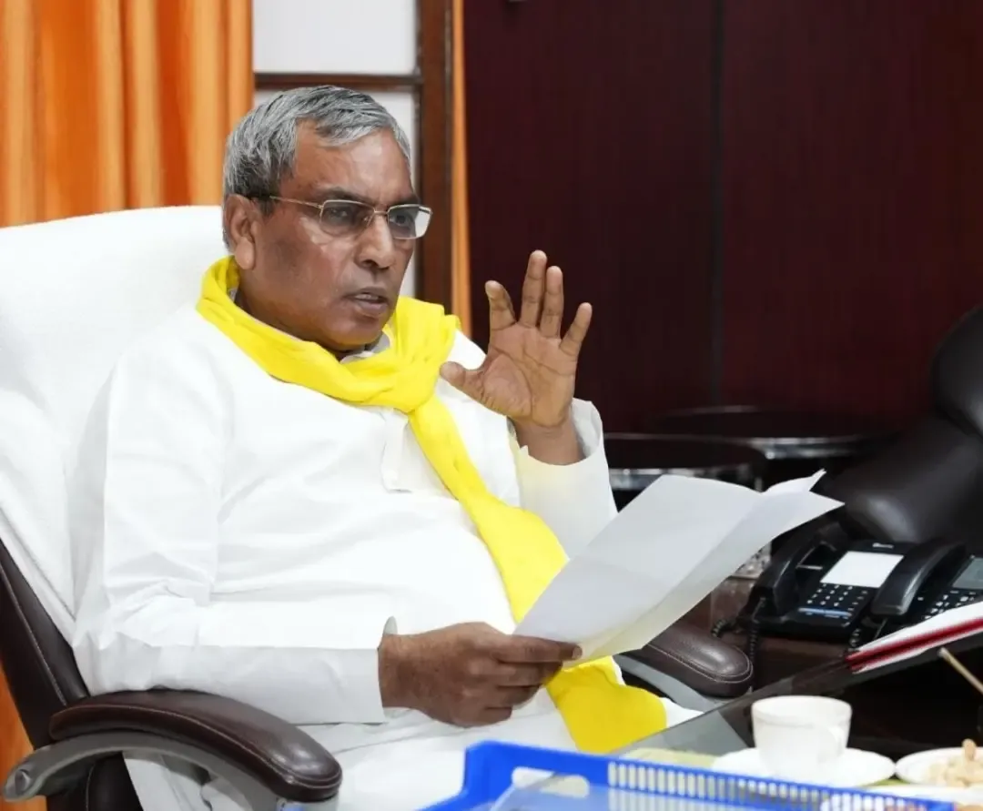 यूपी पंचायती राज: डिजिटल लाइब्रेरी से सौर ऊर्जा तक, राजभर ने दिए समयबद्ध क्रियान्वयन के निर्देश