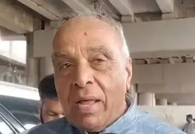 राहुल गांधी की गैस संकट पर टिप्पणियों का पलटवार: जगदंबिका पाल