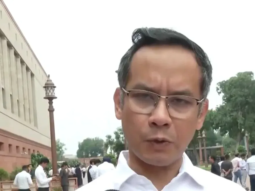 मानसून सत्र से पहले विपक्ष का हमला: नीट, पेपर लीक और राम मंदिर चढ़ावे पर चर्चा से भाग रही सरकार — गौरव गोगोई