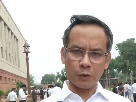 मानसून सत्र से पहले विपक्ष का हमला: नीट, पेपर लीक और राम मंदिर चढ़ावे पर चर्चा से भाग रही सरकार — गौरव गोगोई