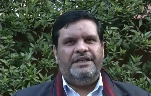 क्या गौरव वल्लभ ने गांधी परिवार पर निशाना साधा?