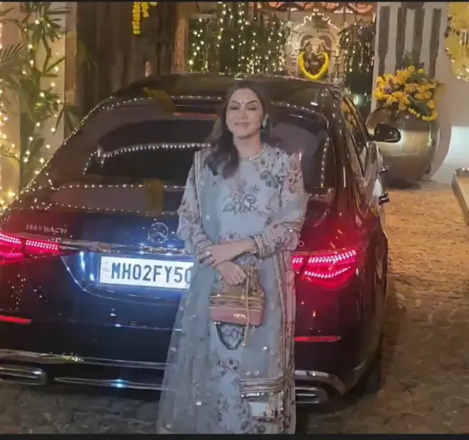 Gauri Khan attends Anil Kapoor's Karwa Chauth without Shah Rukh Khan