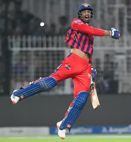 Sunil Gavaskar Praises Mukul Choudhary & Ayush Badoni's Fearless Performances in LSG's Thrilling Win
