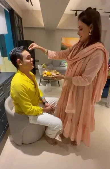 Genelia Deshmukh's Raksha Bandhan reel with brother Nigel goes viral