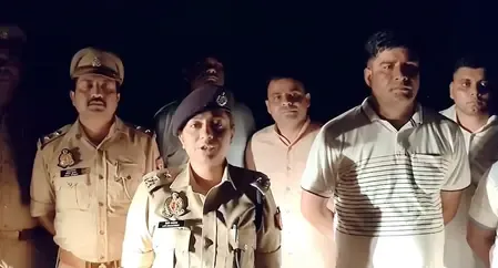 गाजियाबाद के मुरादनगर में एनकाउंटर, पुलिस ने घायल इनामी बदमाश को गिरफ्तार किया