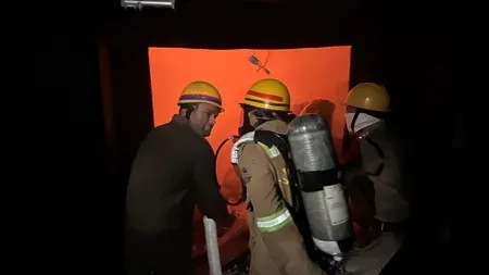 गाजियाबाद: पैसिफिक मॉल के थिएटर में भीषण आग, दो घंटे बाद काबू; कोई हताहत नहीं