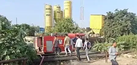 क्या गाजियाबाद में ट्रेन की लगेज बोगी से धुआं निकलने की घटना गंभीर थी?