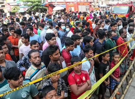 Bangladesh garment factories hit by mass hysteria: 11 'ghost' scares in a decade