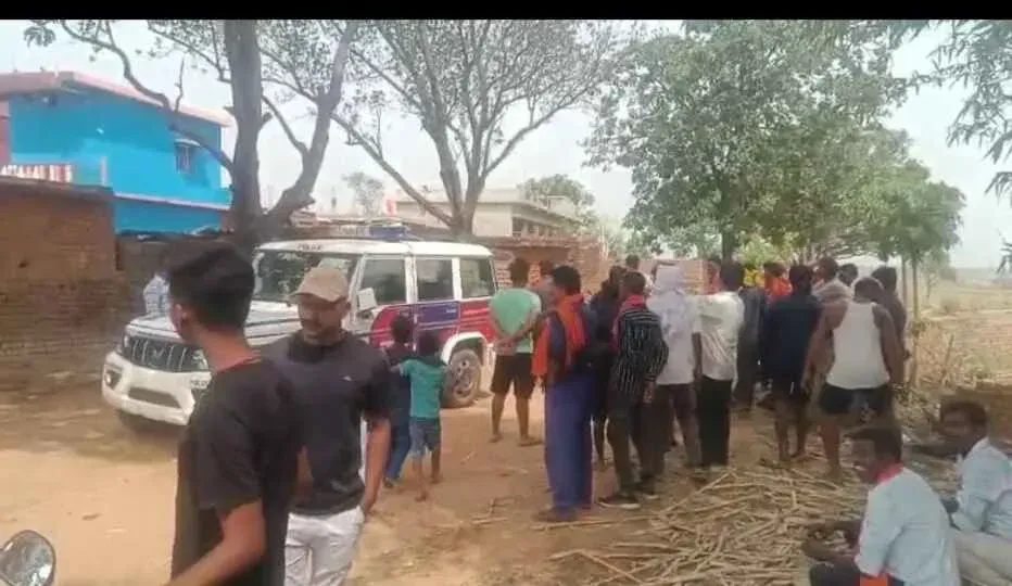 गिरिडीह: दहेज हत्या का आरोप, 26 वर्षीय ललिता देवी का शव फंदे से बरामद, पति समेत ससुराल पक्ष फरार
