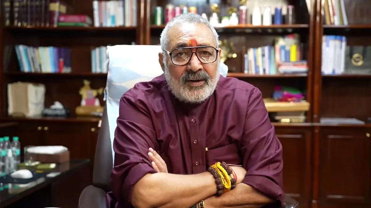 Giriraj Singh accuses Rahul Gandhi of choosing anarchy over ballot