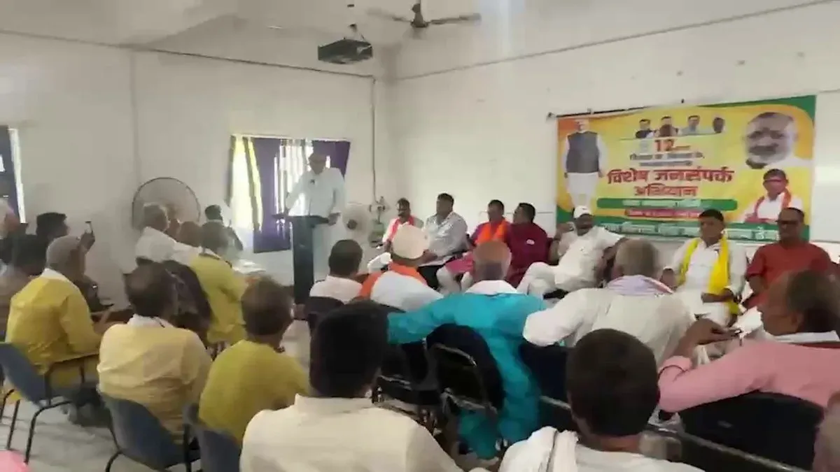 Giriraj Singh Cites PMAY Progress, Sets 3-Crore Housing Target