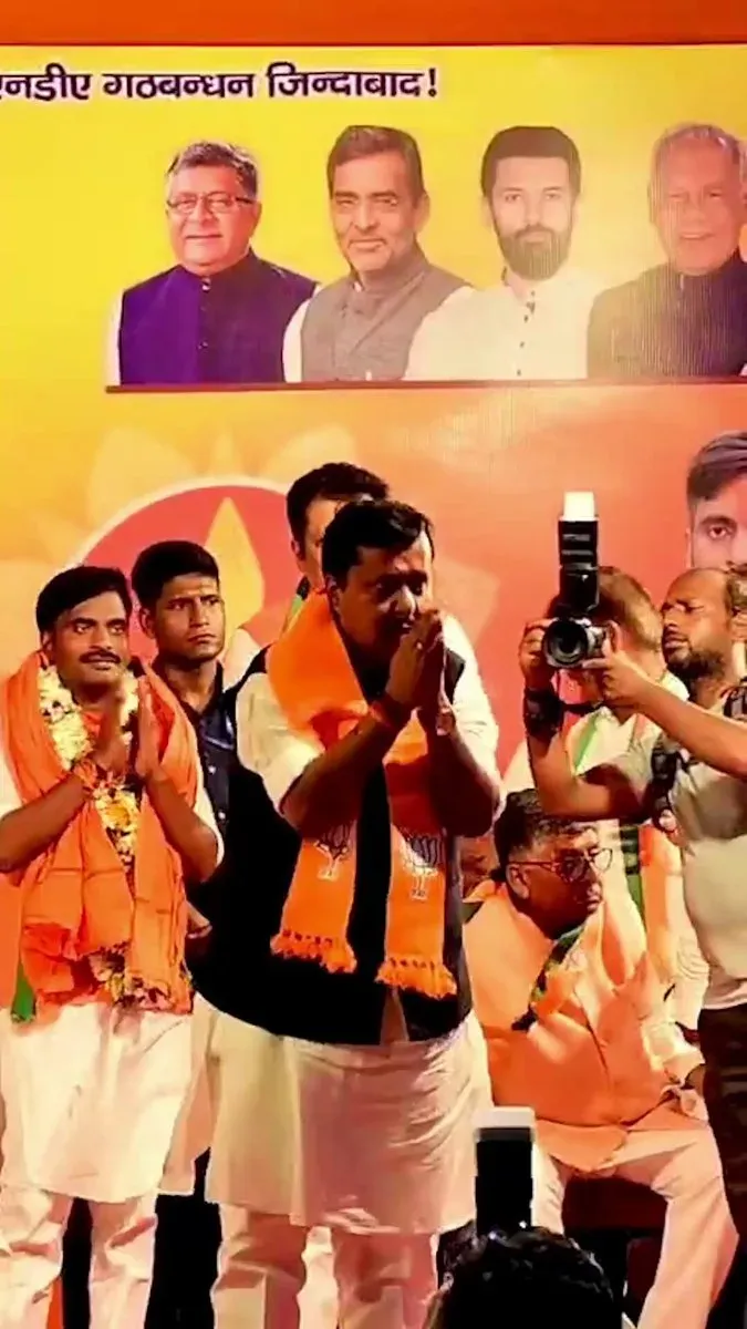 Giriraj Singh rallies voters for BJP in Bankipur, Bihar
