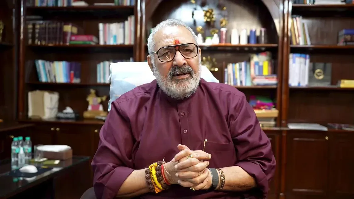 Giriraj Singh targets opposition over foreign trips, hidden funding