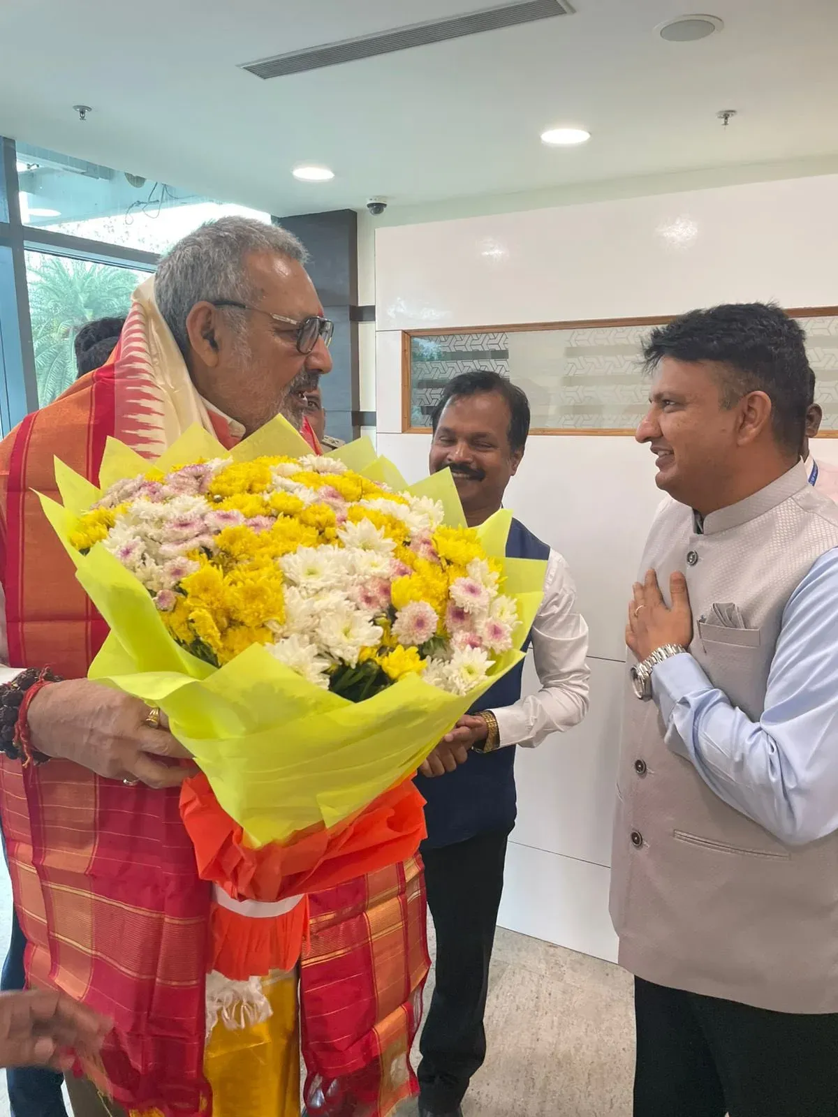 Giriraj Singh visits Mohan Spintex plant in Andhra Pradesh
