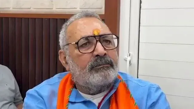 Giriraj Singh warns against using students to destabilise India