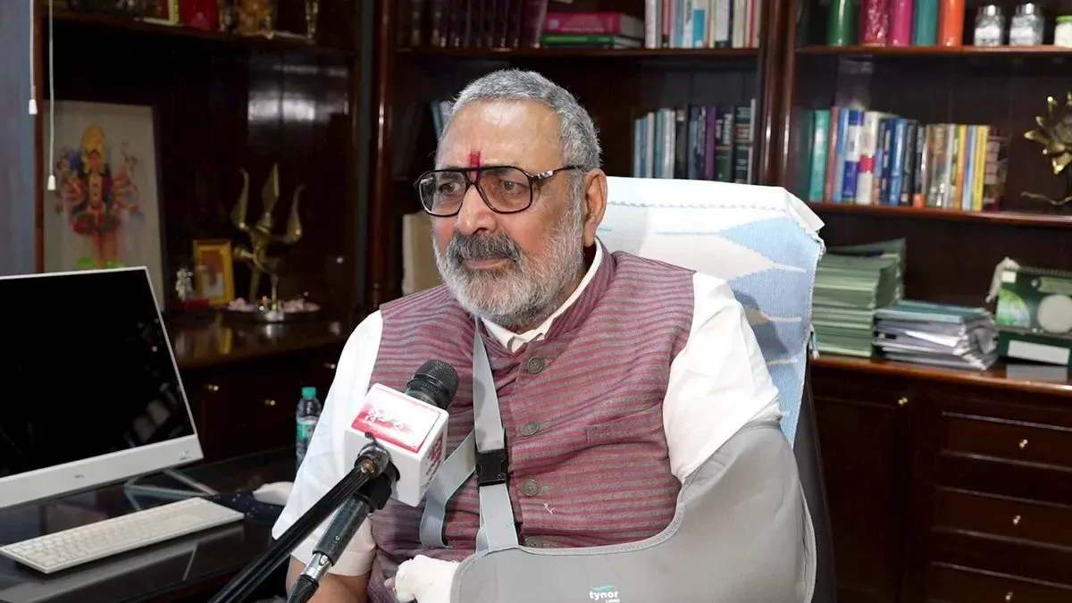 Giriraj Singh warns opposition of 'civil war' conspiracy plot