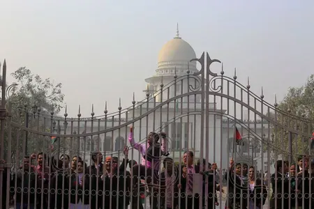 Bangladesh bar polls: 16 rights groups condemn exclusion of Awami League lawyers