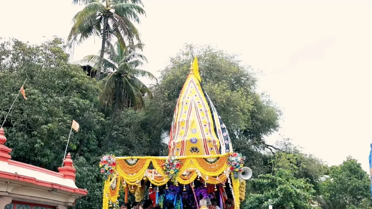 Goa CM Sawant Offers Prayers on Rath Yatra