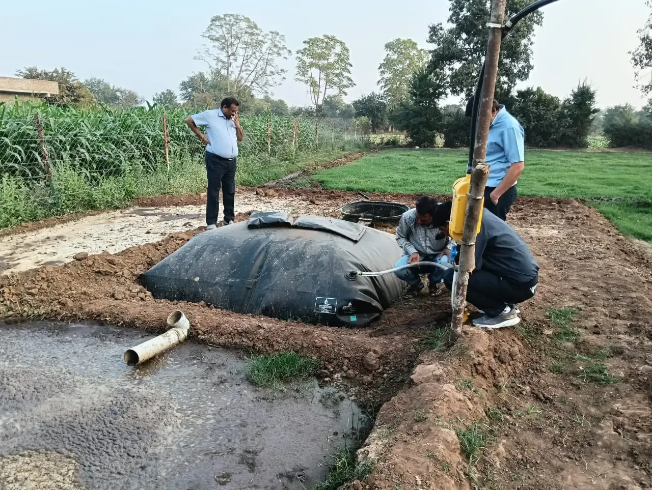 Is the GOBARDHAN Scheme Driving Gujarat Toward Clean and Self-Reliant Villages?