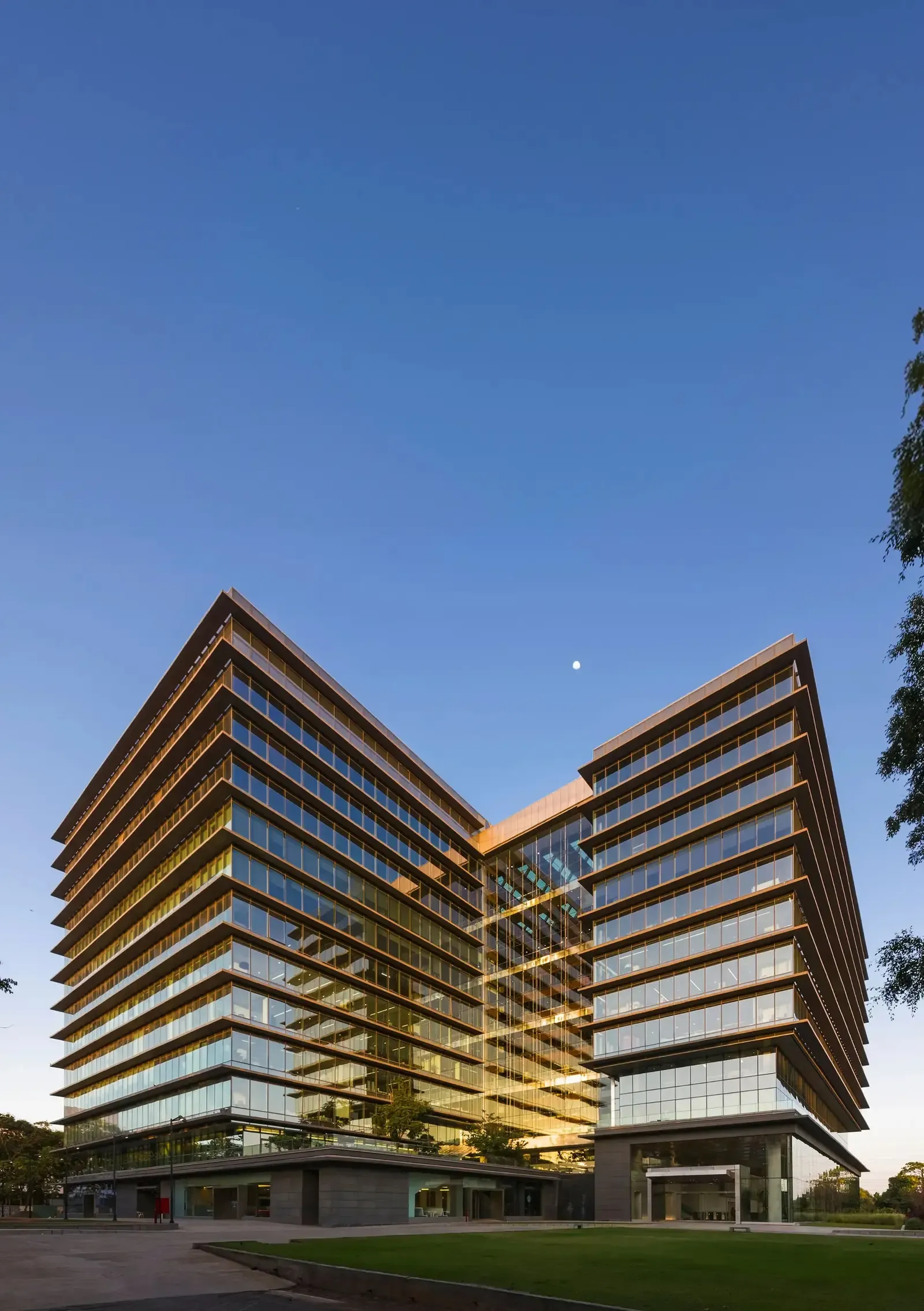 Godrej Properties Q2 FY27: Net profit falls 62% to ₹154 crore despite revenue surge