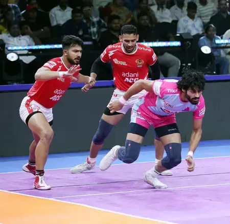 Will the Jaipur Pink Panthers Dominate at Home After Their Golden Raid Win?