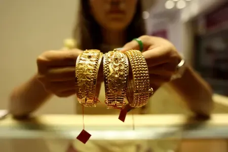 March Sees Significant Drop in Gold ETF Inflows Amid Middle East Tensions