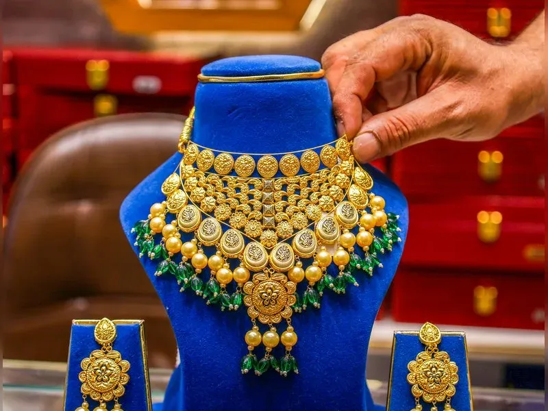 Gold prices on MCX dip as investors eye Fed Chair Warsh at Jackson Hole