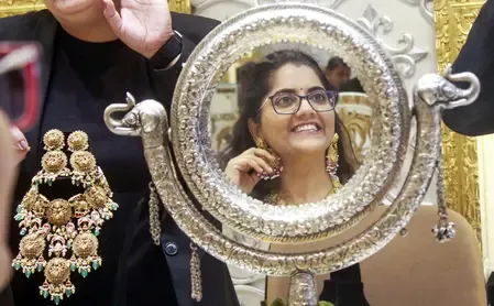 Why Did Gold Prices Drop After US Fed's Rate Decision?