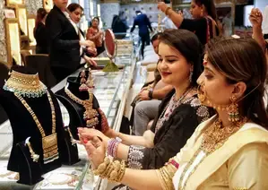Geopolitical Tensions Lead to Significant Drop in Gold and Silver Prices
