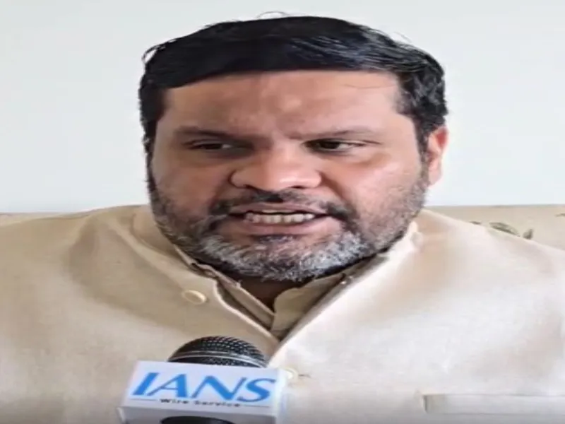Gourav Vallabh Blames Abu Azmi for Instigating Turmoil in Maharashtra with Aurangzeb Comments