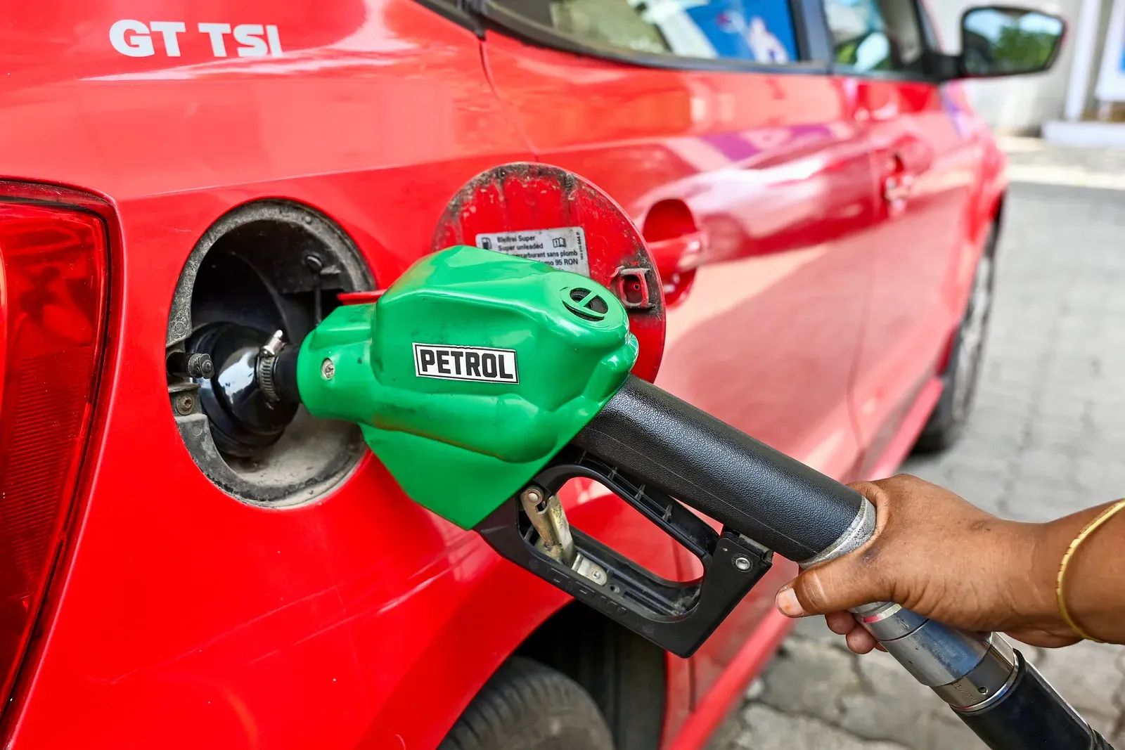 Govt slashes export duty on petrol to zero, cuts diesel and ATF levies