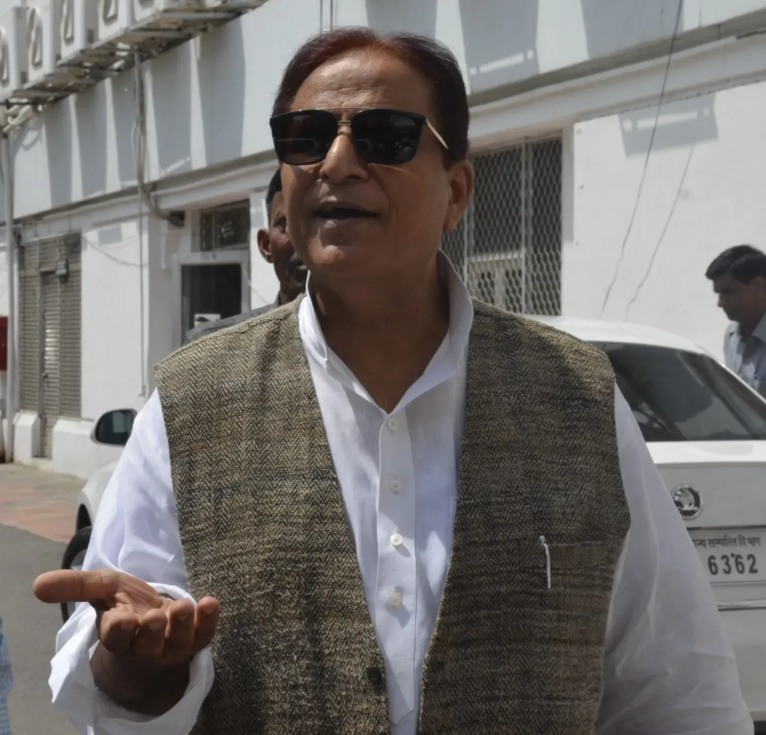 Allahabad HC suspends Azam Khan's sentence in dual PAN card case, SP slams BJP