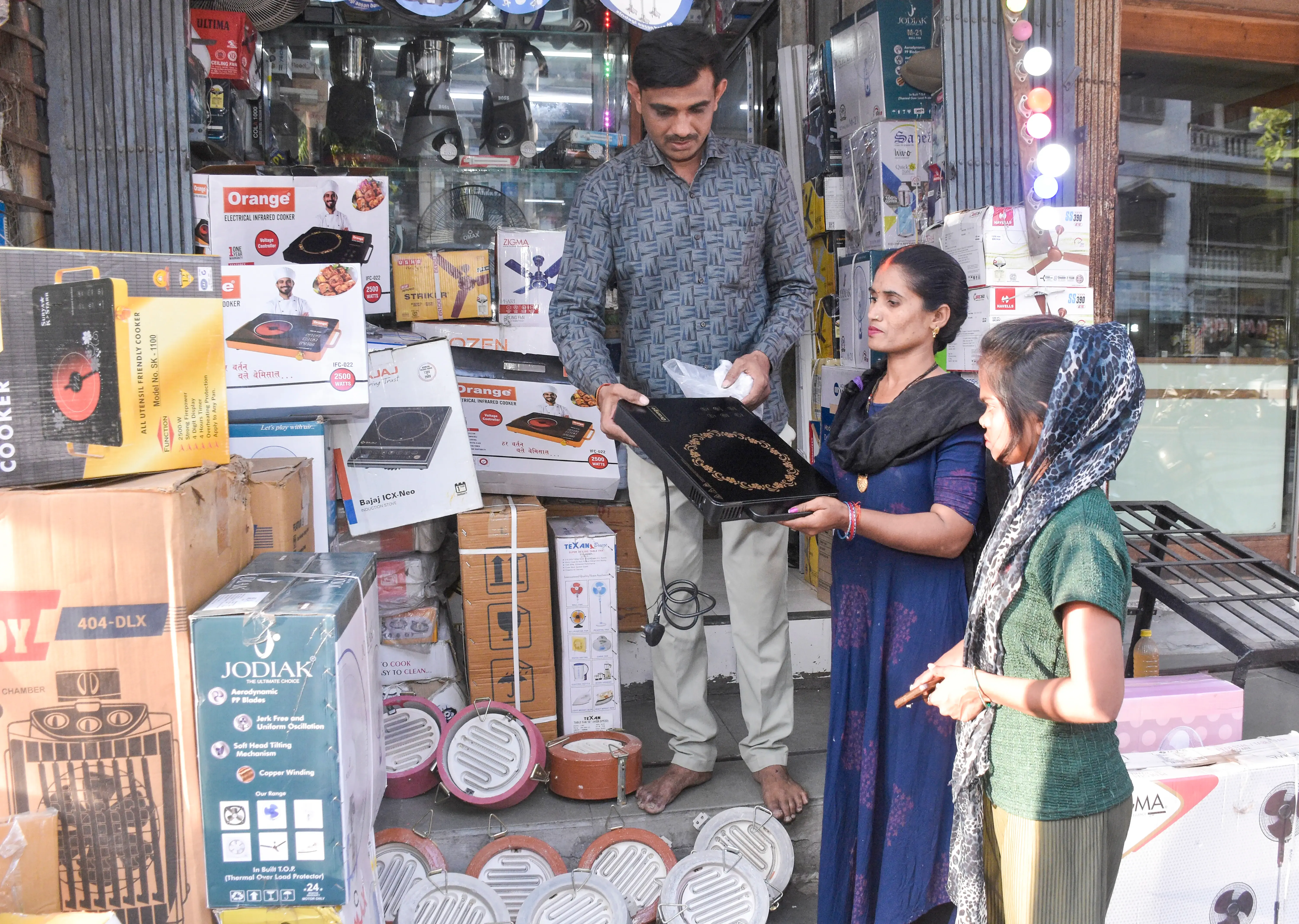 Government Aims to Enhance Induction Heater Production to Reduce Cooking Gas Dependency