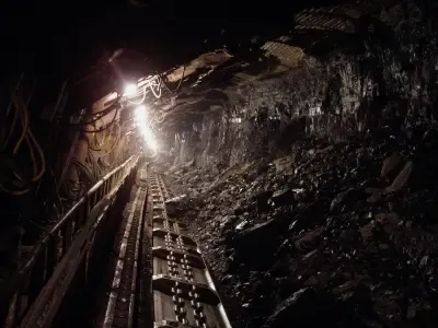 What Agreements Did the Govt Sign with Damodar Valley Corporation for Coal Production?