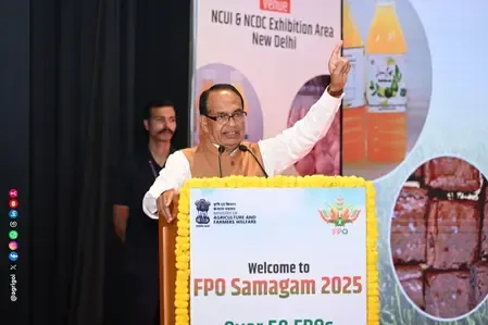 Govt promises strict action against counterfeit seeds and pesticides