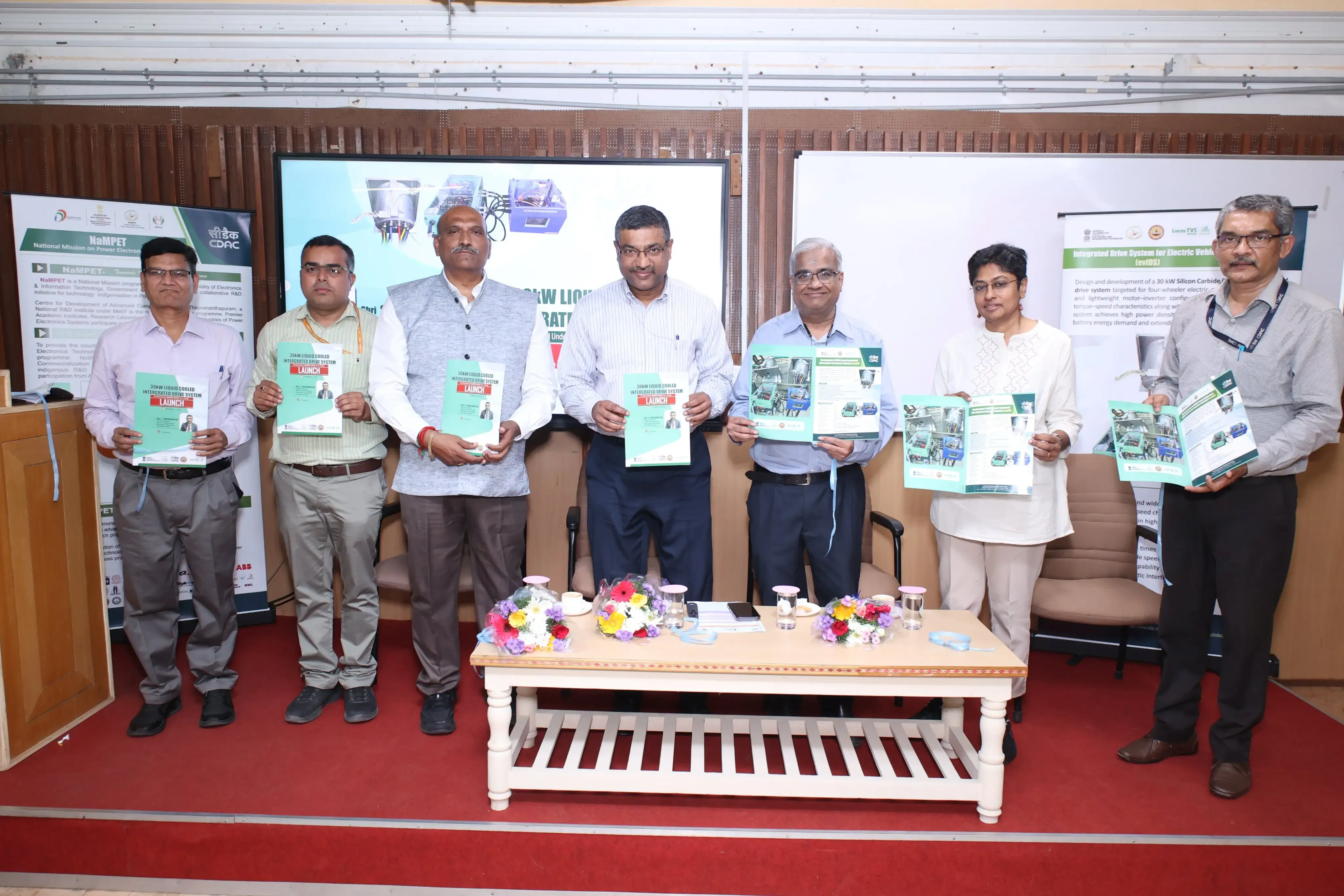Government Launches 30 kW Indigenous Drive System to Enhance EV Mobility