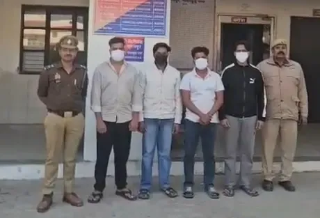 क्या ग्रेटर नोएडा में बाइक हटाने को लेकर डिलीवरी बॉय की पिटाई हुई?