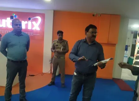 ग्रेटर नोएडा: 11 कोचिंग सेंटरों में अग्नि सुरक्षा जांच, सोमवार तक सुधार न हुआ तो सीलिंग