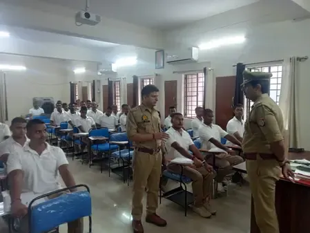 ग्रेटर नोएडा में नवचयनित 231 आरक्षियों के लिए जेटीसी प्रशिक्षण शुरू